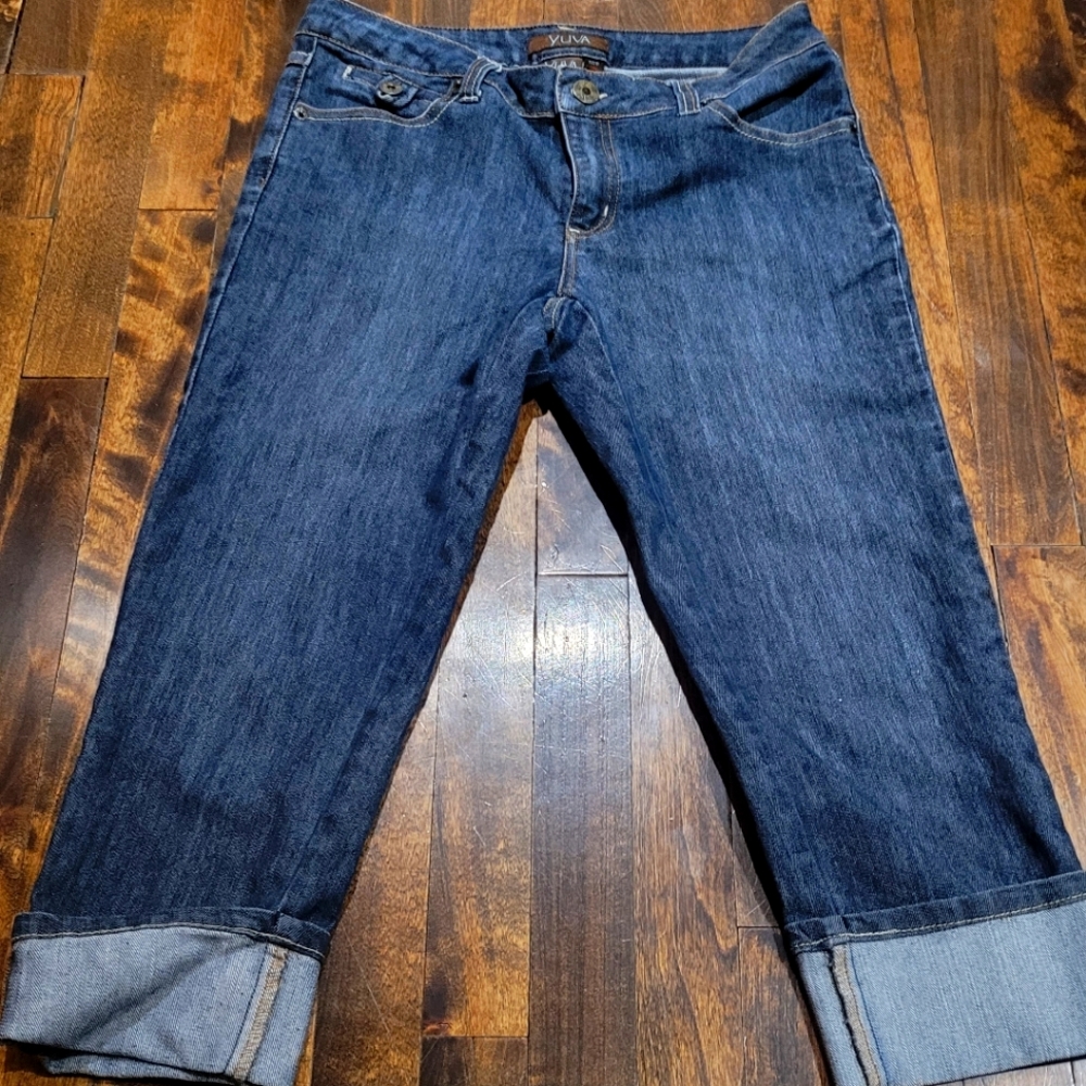 Sz 8 denim cuffed capris